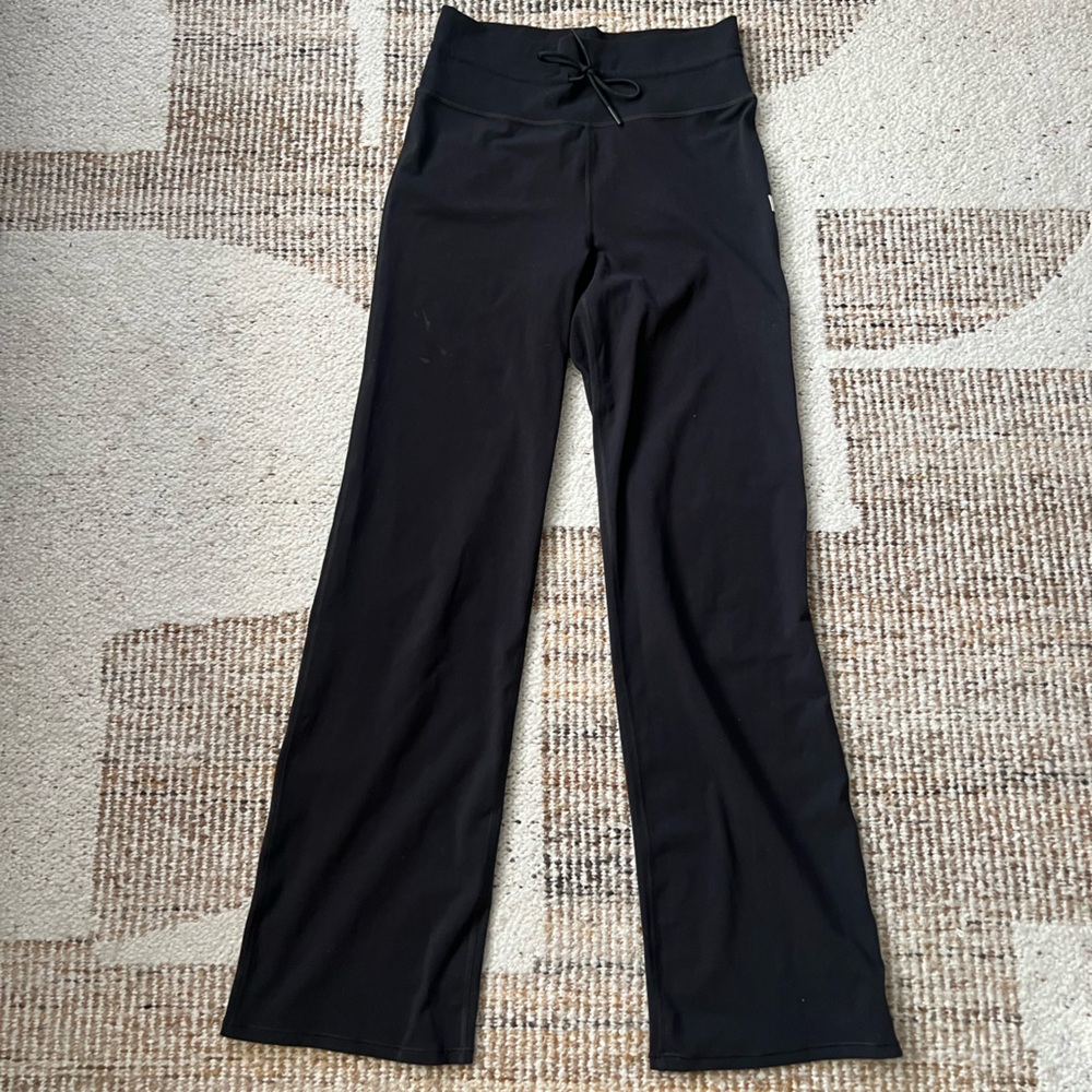 Vuori Women’s Daily Wide Leg